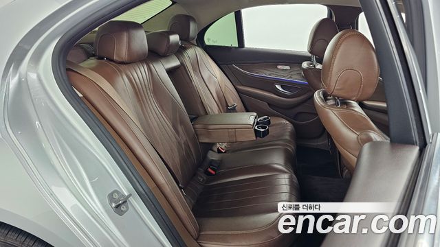 Mercedes-Benz E-Class (W213) E220d Exclusive 2017 — фото 26