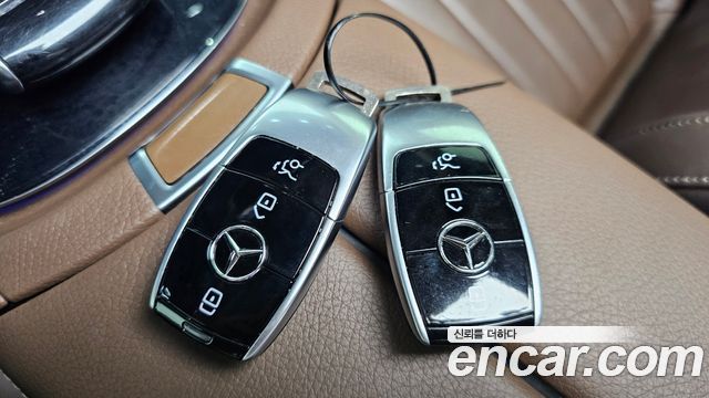 Mercedes-Benz E-Class (W213) E220d Exclusive 2017 — фото 28