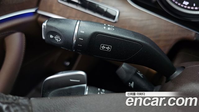Mercedes-Benz E-Class (W213) E220d Exclusive 2017 — фото 29