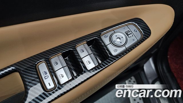 Hyundai Santa Fe Gasoline 2.5T 2WD Calligraphy 2021 — фото 30