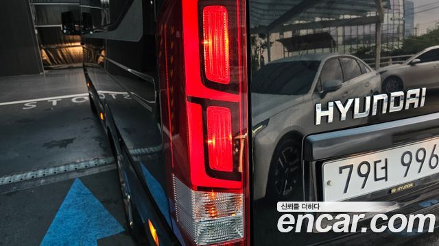 Hyundai Solati 15-seater Luxury 2021 — фото 23
