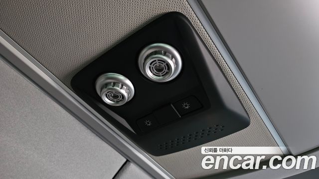 Hyundai Solati 15-seater Luxury 2021 — фото 28