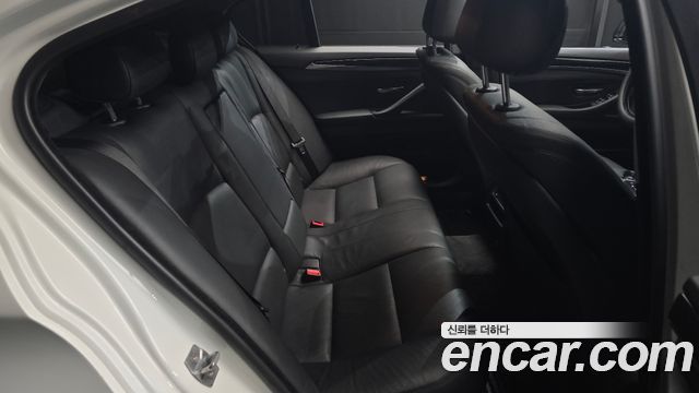 BMW 5 Series (F10) 520d M Aero Dynamic 2016 — фото 11