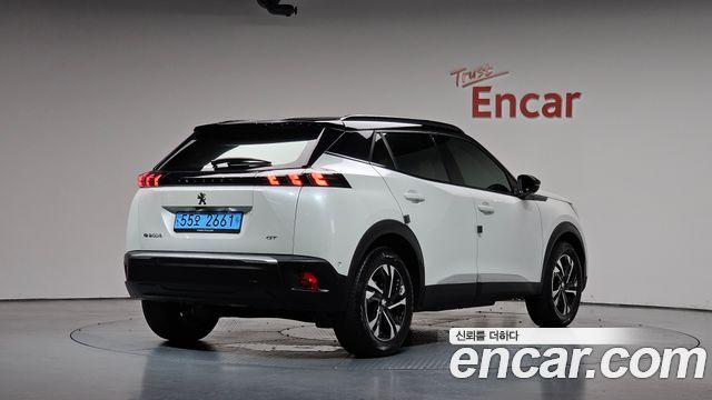 Peugeot e-2008 (II) EV GT 2023 — фото 2