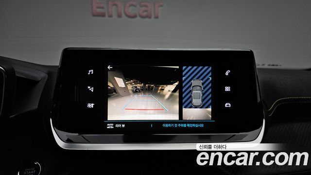 Peugeot e-2008 (II) EV GT 2023 — фото 15