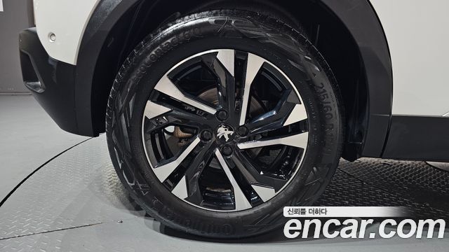 Peugeot e-2008 (II) EV GT 2023 — фото 21