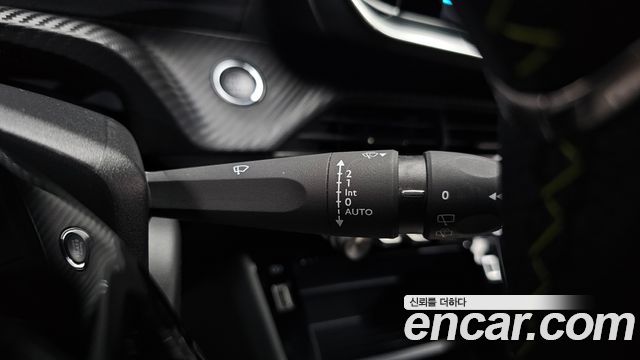 Peugeot e-2008 (II) EV GT 2023 — фото 27