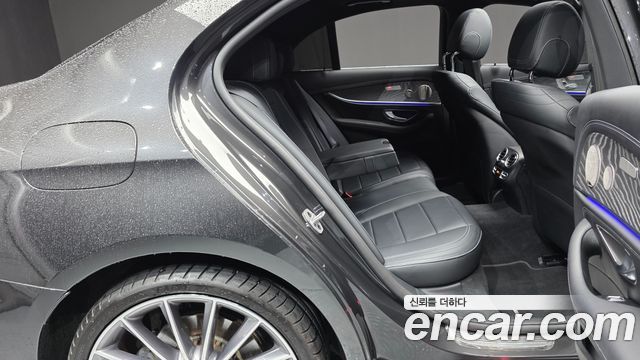 Mercedes-Benz E-Class (W213) E350 4MATIC AMG Line 2021 — фото 11