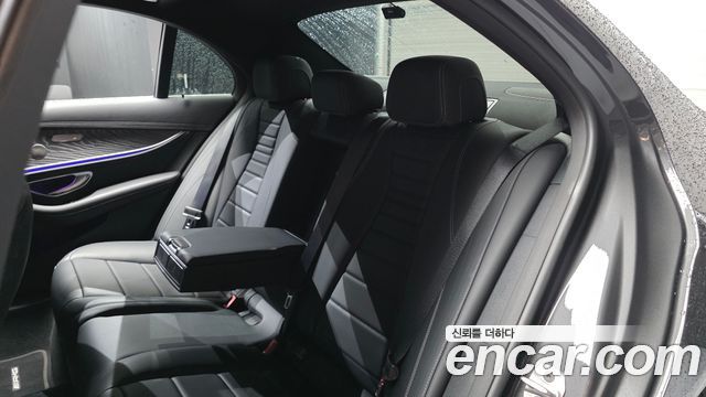 Mercedes-Benz E-Class (W213) E350 4MATIC AMG Line 2021 — фото 12