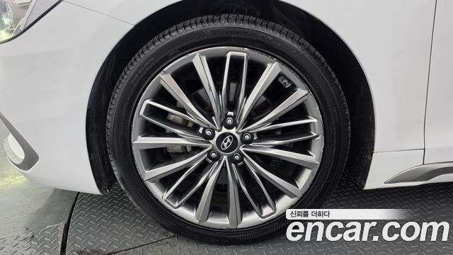 Hyundai Grandeur (IG) 3.0 Exclusive Special 2019 — фото 5