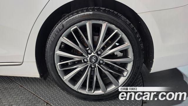Hyundai Grandeur (IG) 3.0 Exclusive Special 2019 — фото 21