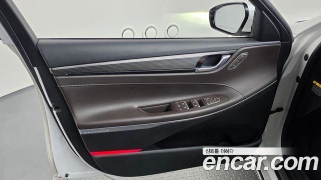 Hyundai Grandeur (IG) 3.0 Exclusive Special 2019 — фото 24