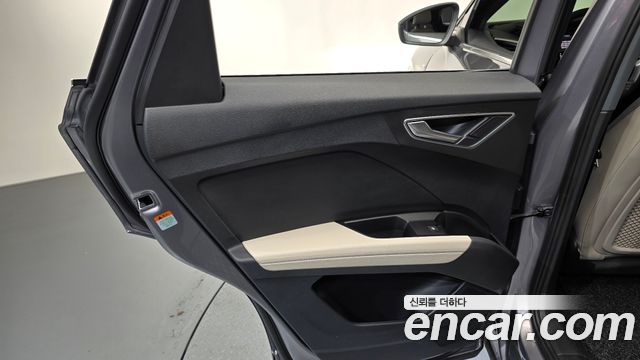Audi Q4 e-tron (F4) 40 Premium 2022 — фото 31