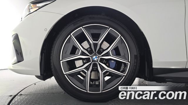 BMW 5 Series (G60) 523d xDrive M Sport 2024 — фото 5