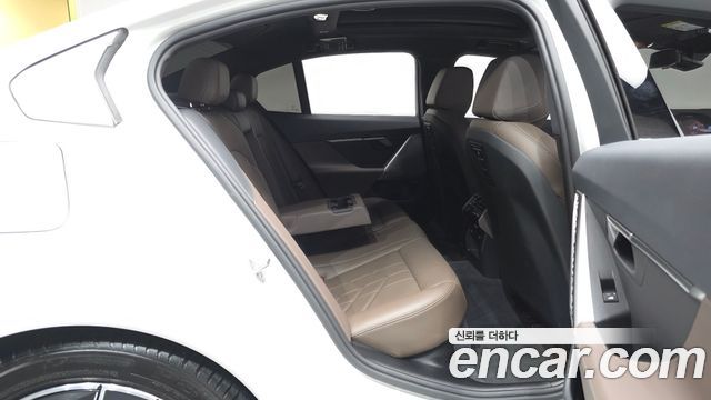BMW 5 Series (G60) 523d xDrive M Sport 2024 — фото 11