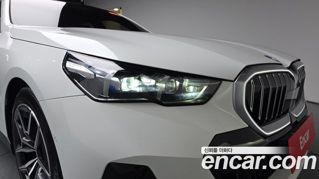 BMW 5 Series (G60) 523d xDrive M Sport 2024 — фото 22