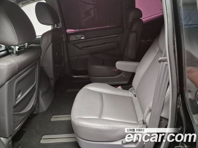 KG Mobility (SsangYong) Korando Turismo 4WD Extreme 9-seater 2015 — фото 10