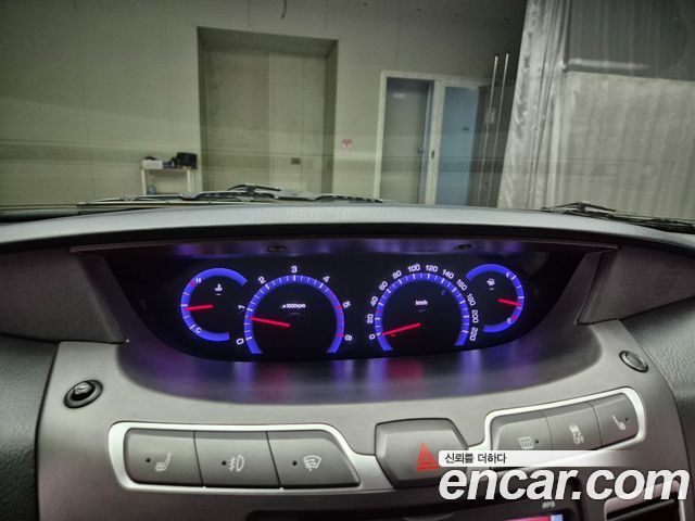 KG Mobility (SsangYong) Korando Turismo 4WD Extreme 9-seater 2015 — фото 19