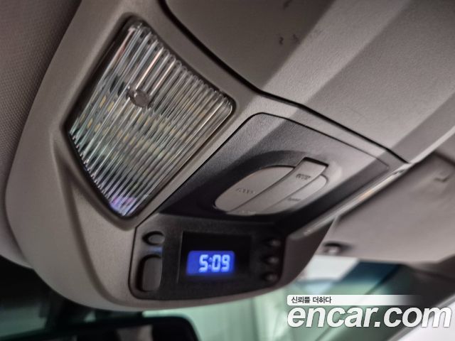 KG Mobility (SsangYong) Korando Turismo 4WD Extreme 9-seater 2015 — фото 22