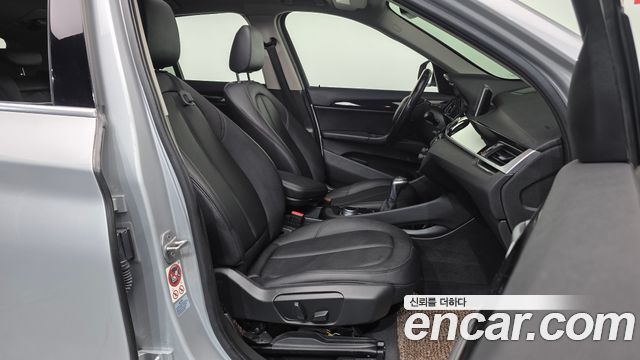 BMW X1 (F48) xDrive 18d 2017 — фото 11