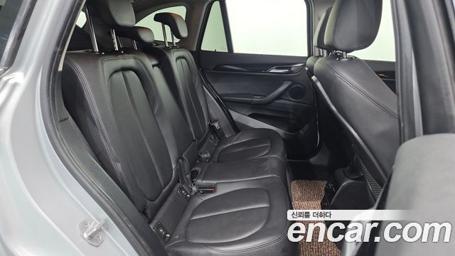 BMW X1 (F48) xDrive 18d 2017 — фото 12