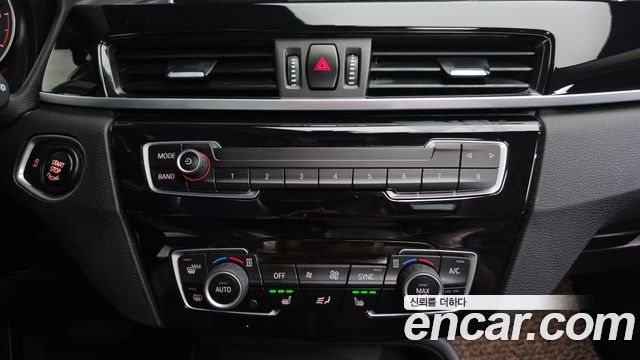 BMW X1 (F48) xDrive 18d 2017 — фото 16