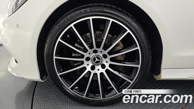 Mercedes-Benz CLS-Class (W218) CLS400 AMG Line 2017 — фото 5