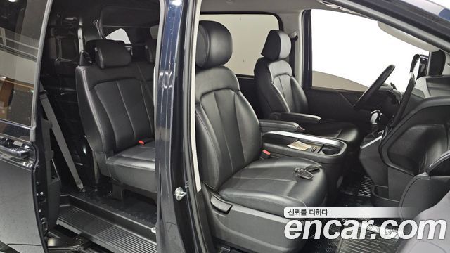 Hyundai Staria Cargo 5-Seater Modern 2022 — фото 11