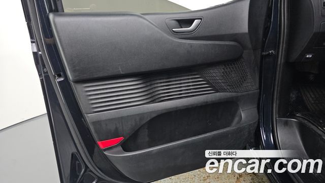 Hyundai Staria Cargo 5-Seater Modern 2022 — фото 24