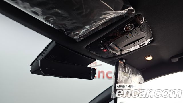 Kia Sportage (V) Gasoline 1.6 Turbo 2WD Signature 2025 — фото 17