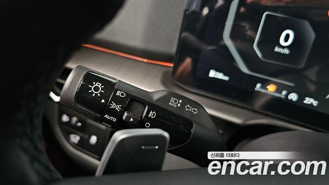 Kia Sportage (V) Gasoline 1.6 Turbo 2WD Signature 2025 — фото 34