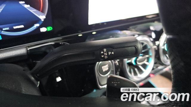 Mercedes-Benz EQA (H243) EQA250 AMG Line 2023 — фото 9