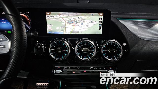 Mercedes-Benz EQA (H243) EQA250 AMG Line 2023 — фото 16
