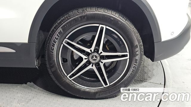 Mercedes-Benz EQA (H243) EQA250 AMG Line 2023 — фото 27