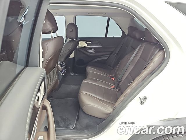 Mercedes-Benz GLE-Class (W167) GLE300d 4MATIC 2023 — фото 16