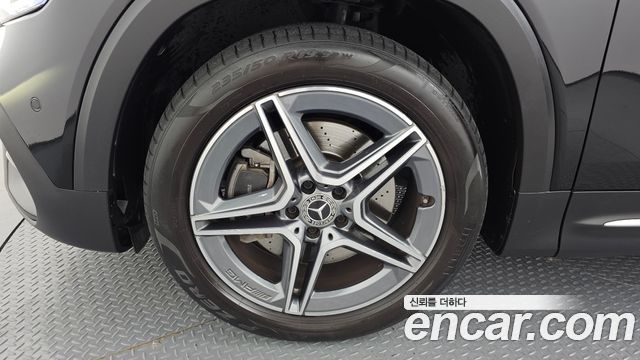 Mercedes-Benz GLB-Class (X247) GLB250 4MATIC 2020 — фото 5