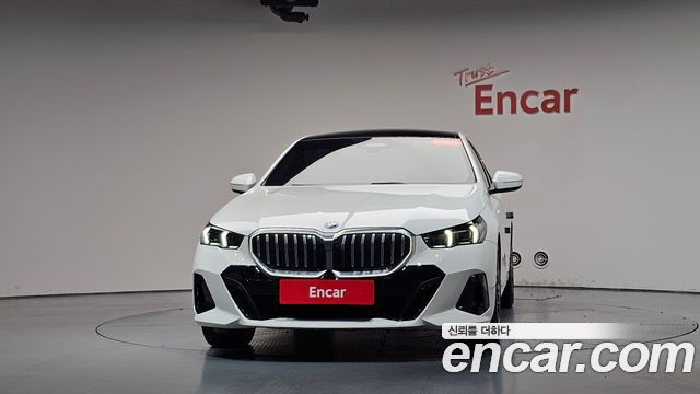 BMW 5 Series (G60) 530e M Sport 2024 — фото 3
