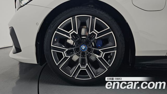 BMW 5 Series (G60) 530e M Sport 2024 — фото 5