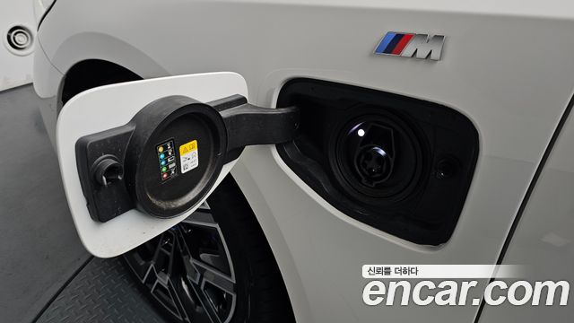 BMW 5 Series (G60) 530e M Sport 2024 — фото 37