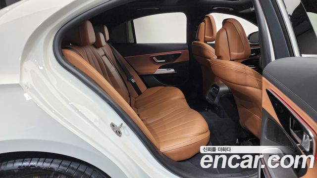 Mercedes-Benz E-Class (W214) E200 Avantgarde 2025 — фото 15