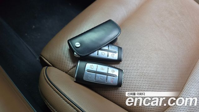 Genesis GV70 2.2 Diesel AWD 2021 — фото 19