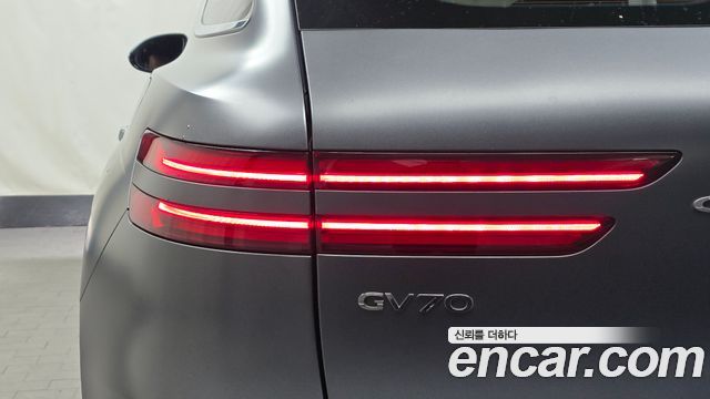 Genesis GV70 2.2 Diesel AWD 2021 — фото 23