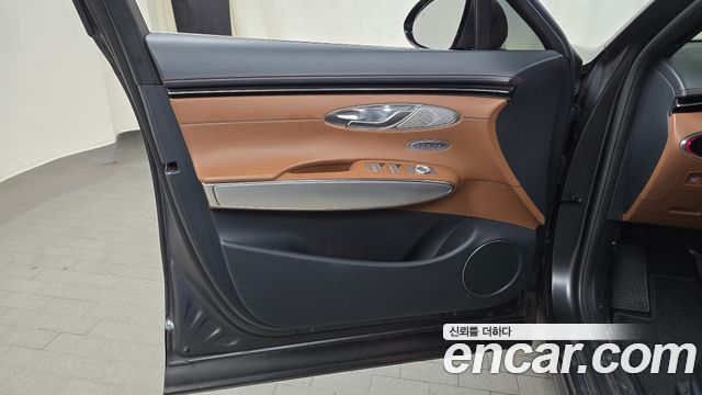 Genesis GV70 2.2 Diesel AWD 2021 — фото 24