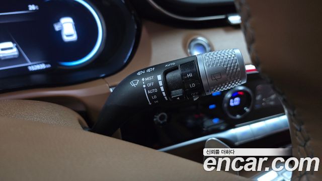 Genesis GV70 2.2 Diesel AWD 2021 — фото 27