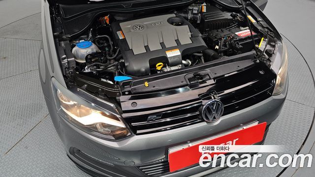 Volkswagen Polo 1.6 TDI R-Line 5th 2014 — фото 6