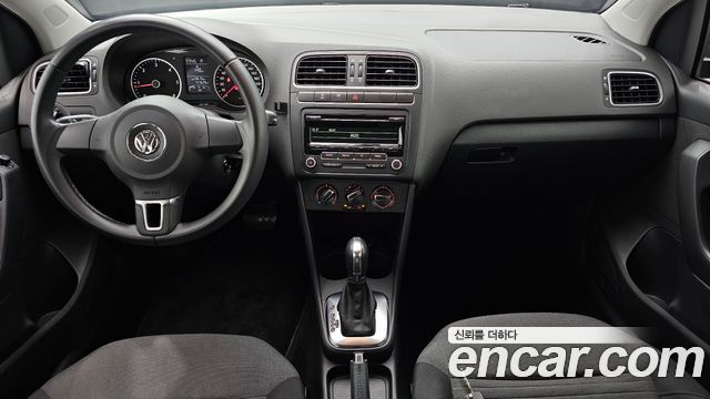 Volkswagen Polo 1.6 TDI R-Line 5th 2014 — фото 7