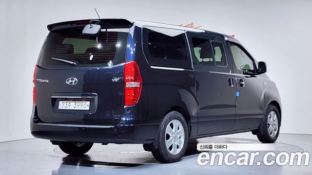 Hyundai Grand Starex Wagon 12-Seater Modern 2020 — фото 2