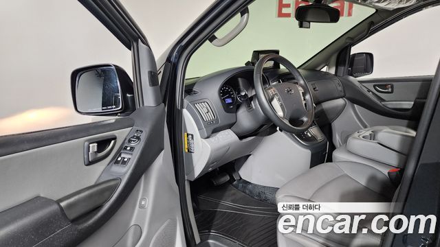 Hyundai Grand Starex Wagon 12-Seater Modern 2020 — фото 10