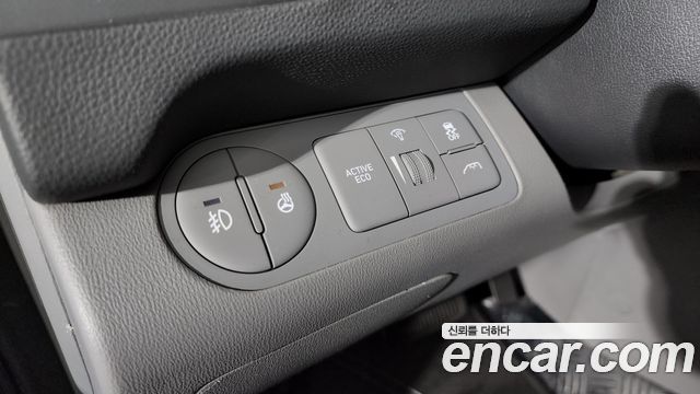 Hyundai Grand Starex Wagon 12-Seater Modern 2020 — фото 19