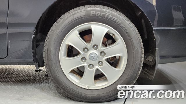 Hyundai Grand Starex Wagon 12-Seater Modern 2020 — фото 21